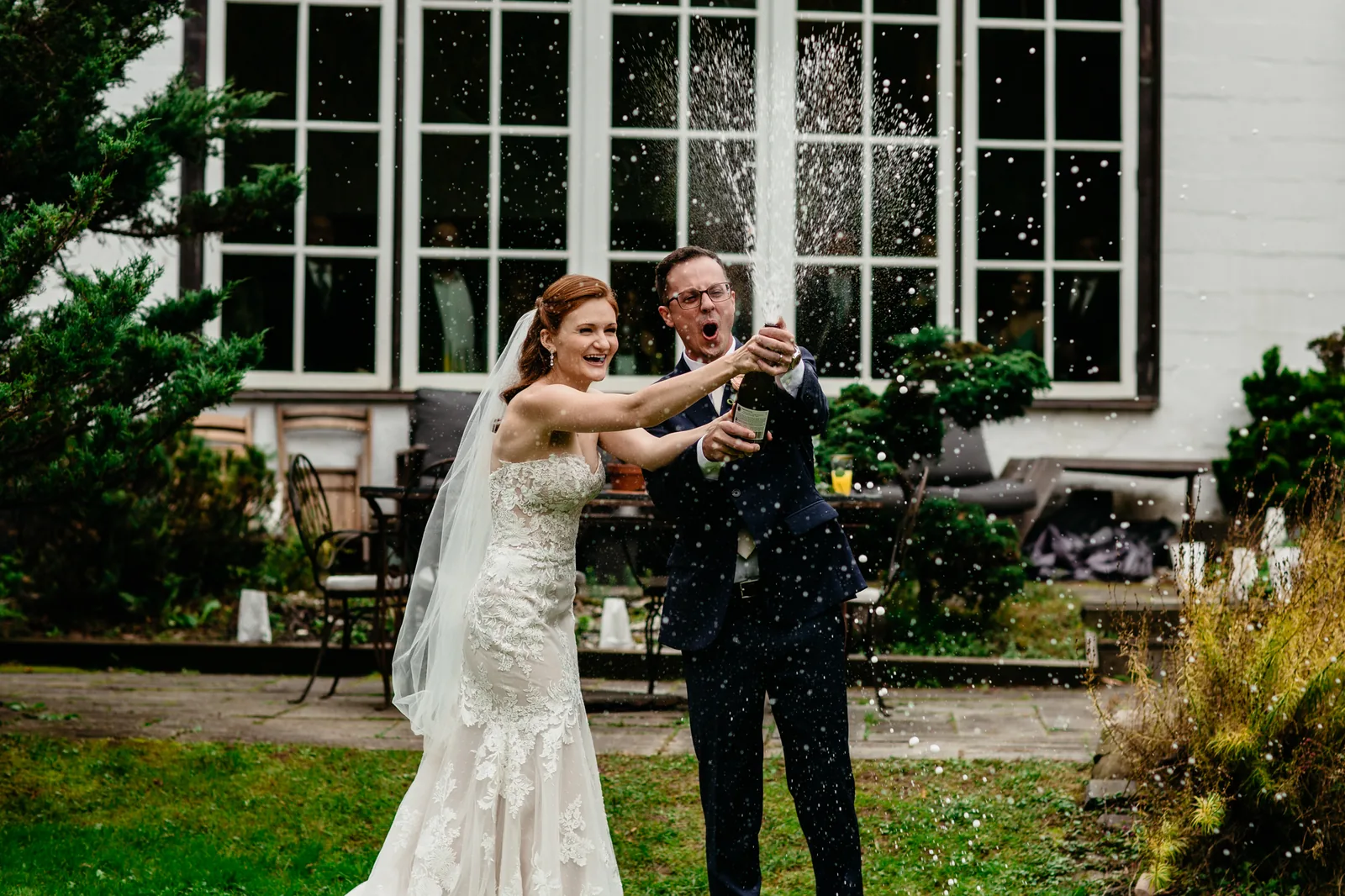 Wedding portrait outdoor